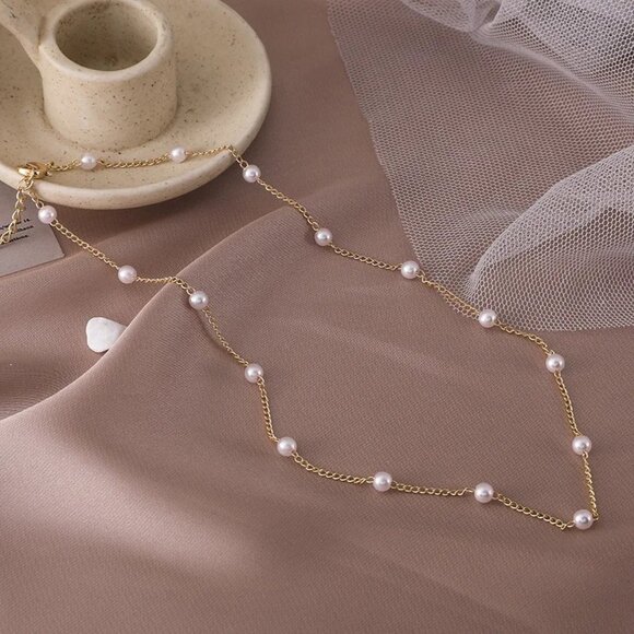 Elegant Stylish Small Pearl Necklace - Picture 4 of 7